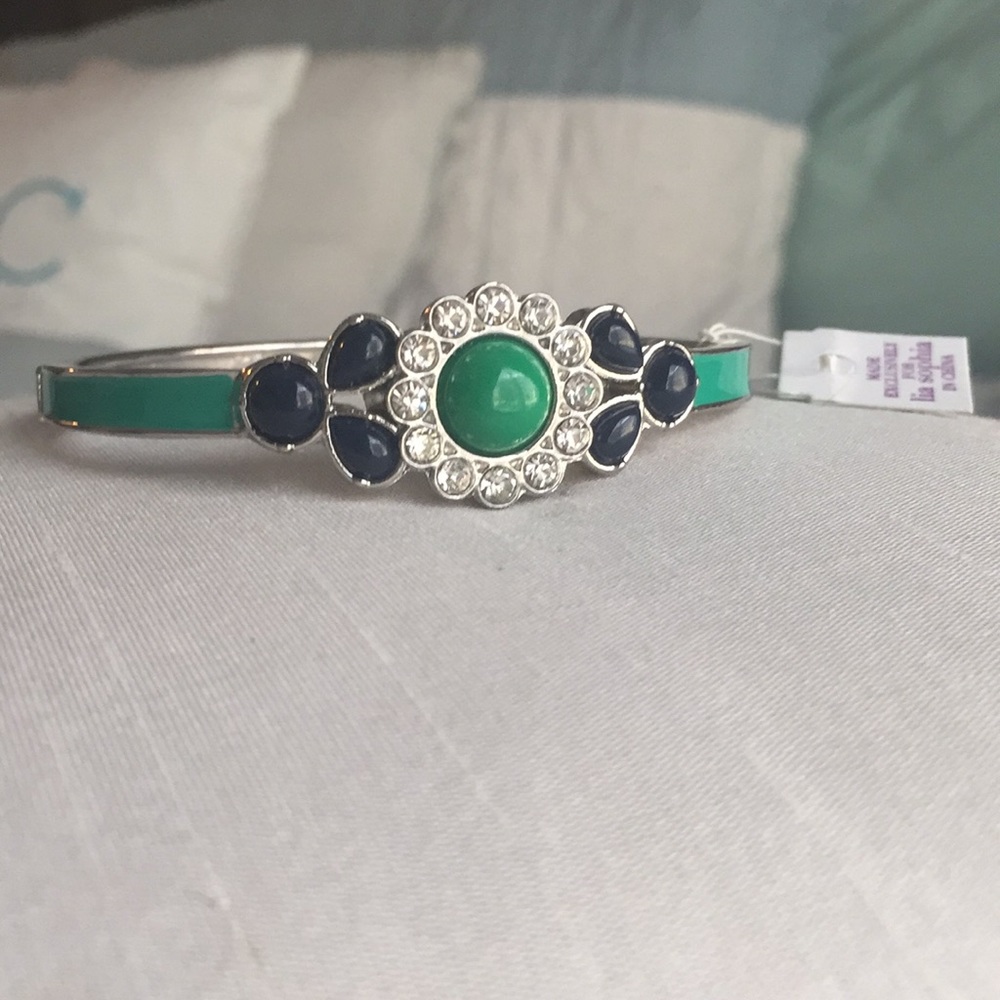 Green and Navy Floral Stretch Bracelet